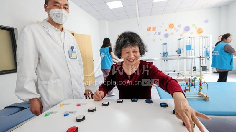 养老院护工职责规范：保障服务质量的关键**